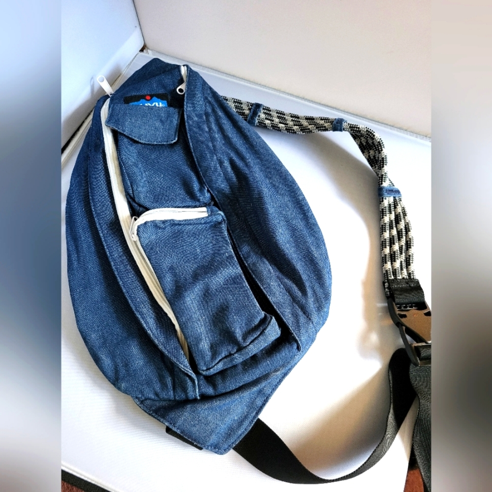 Kavu Sling Bag